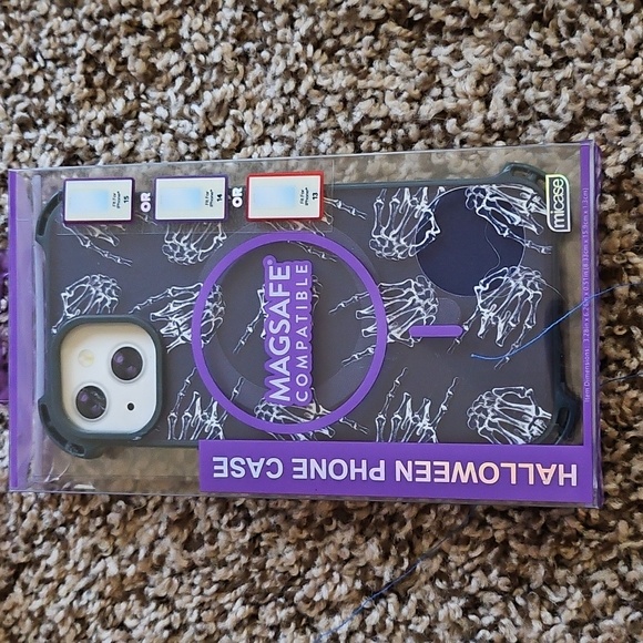 Bundle Of Halloween Magsafe Phone Cases - Picture 5 of 7